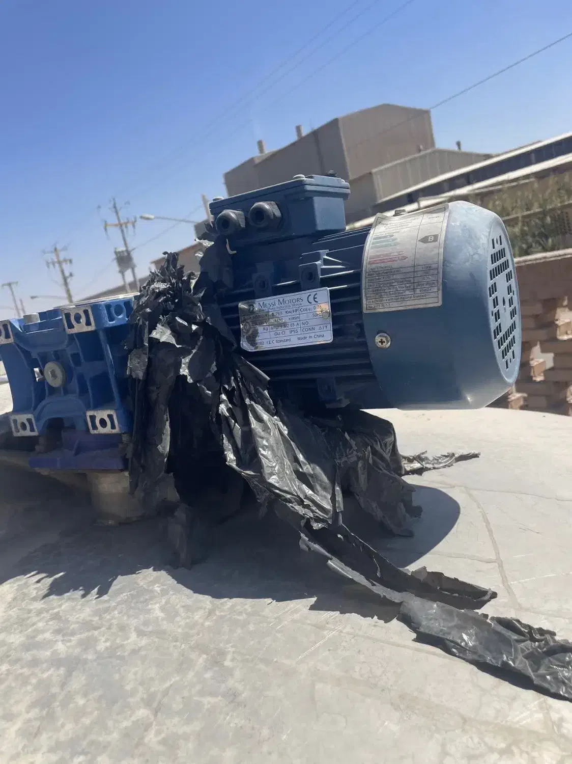 تانک استیل میکسر دار|ماشین‌آلات صنعتی|اردکان, |دیوار