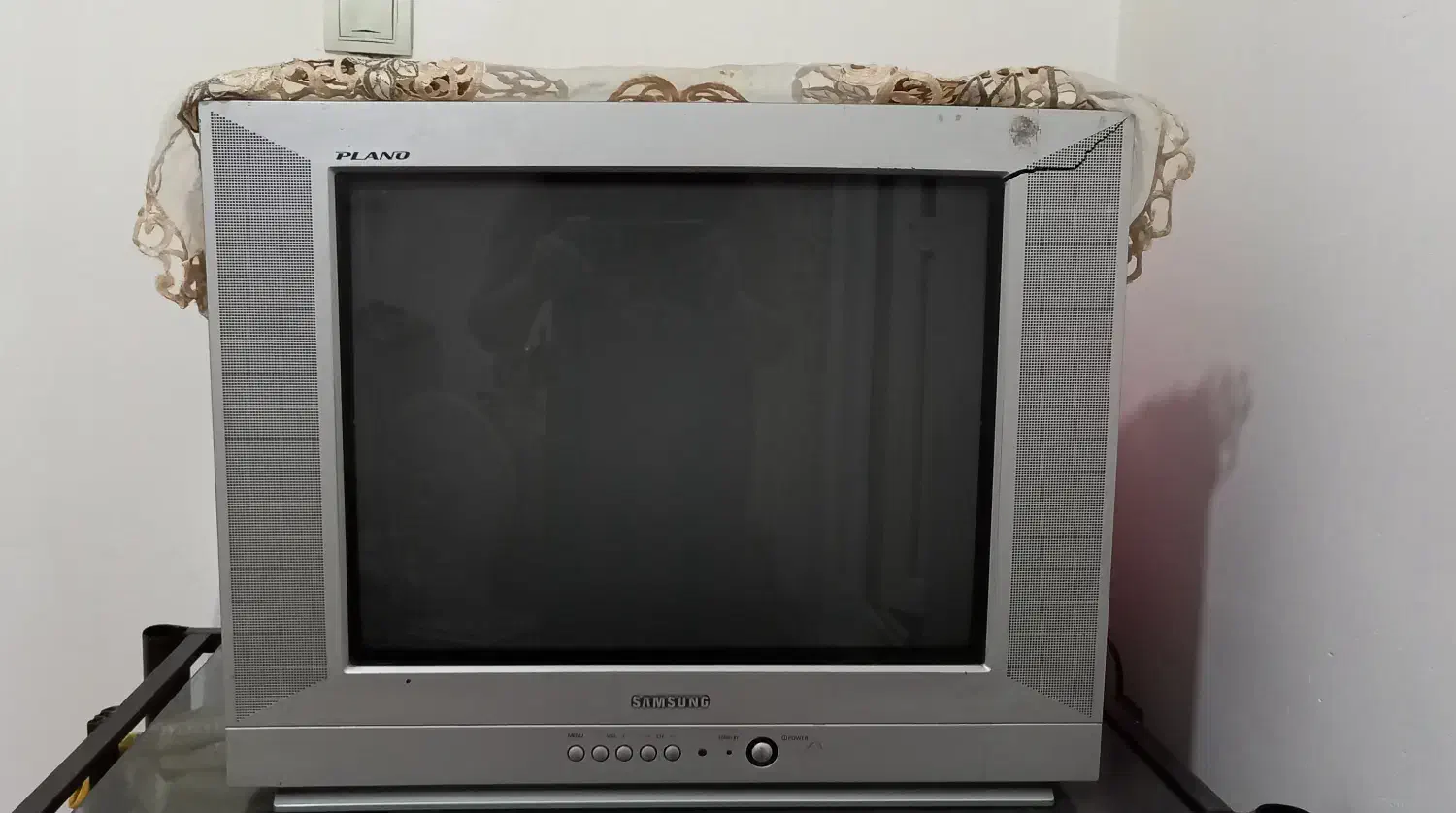 تلویزیون 21 اینچ سامسونگ|تلویزیون و پروژکتور|بروجرد, |دیوار