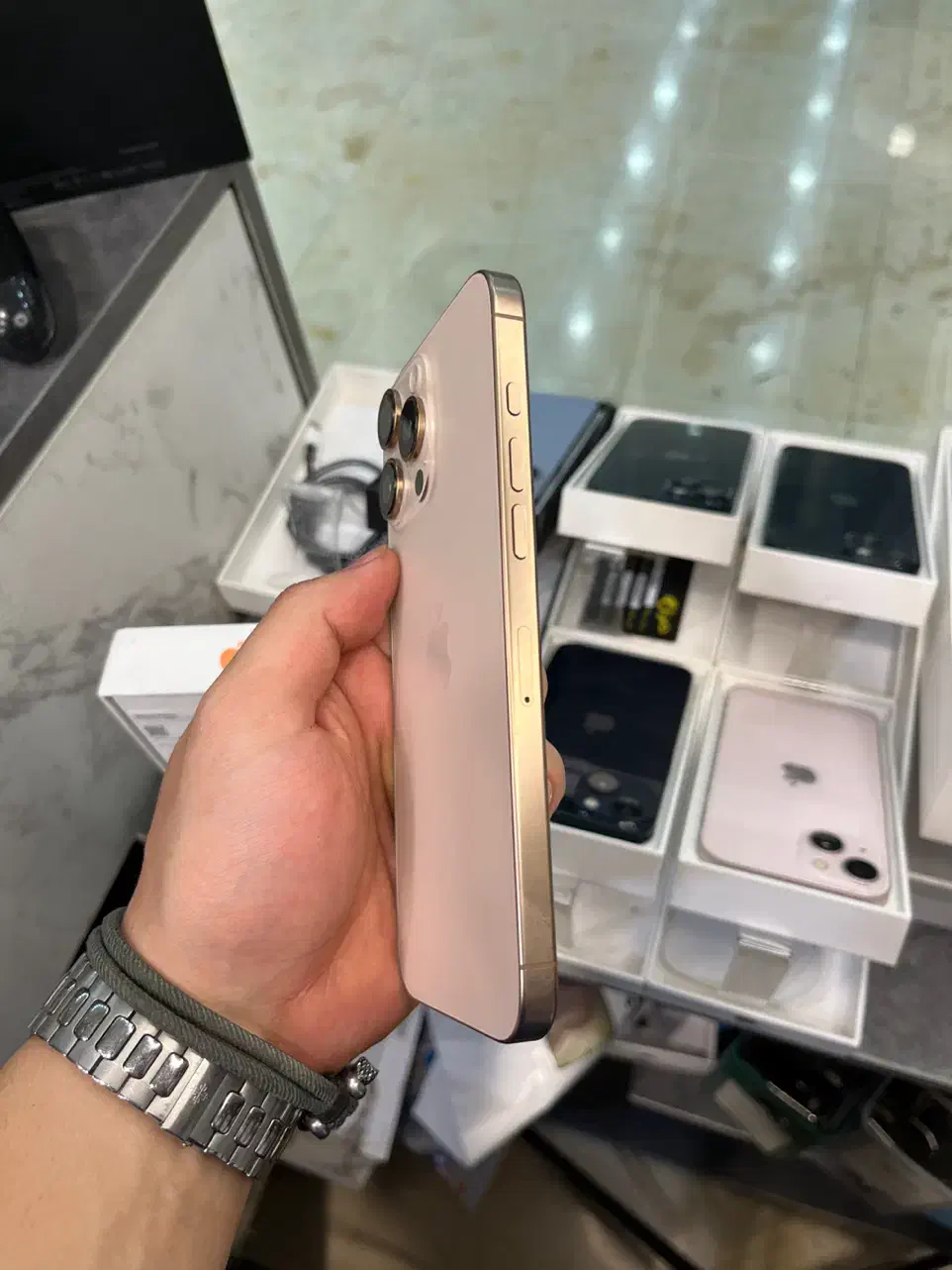 Iphone 16 promax بدون ریجستر باطری ۱۰۰|موبایل|کرج, اتحاد|دیوار