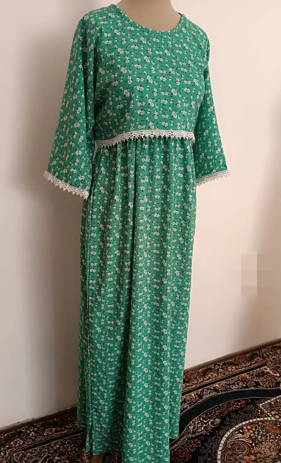 لباس|لباس|ربط, |دیوار