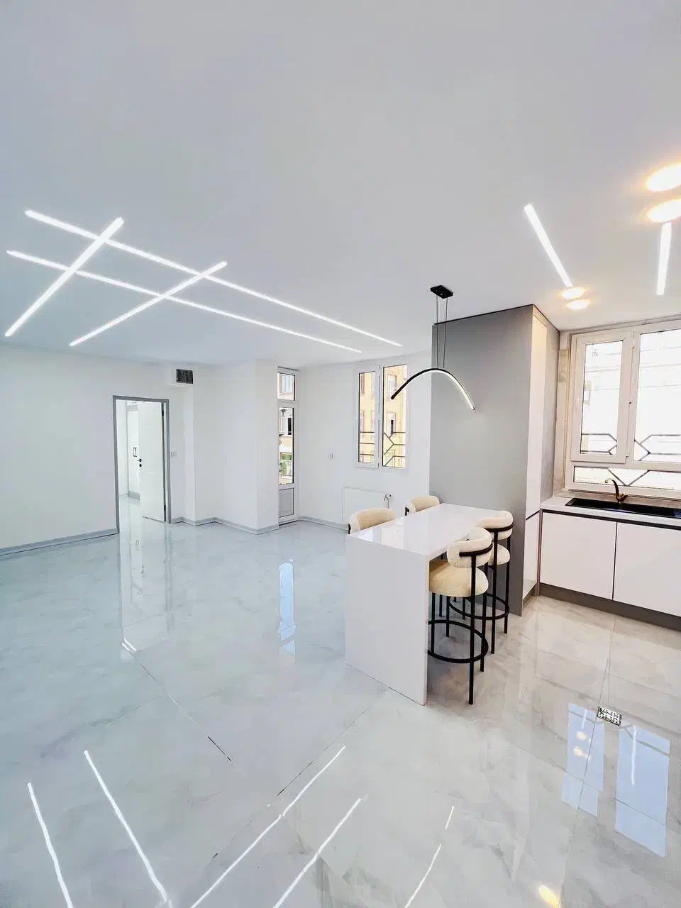 آپارتمان54متر*سنددار*پارکینگ انباری*نما مدرن|فروش آپارتمان|گرمدره, |دیوار