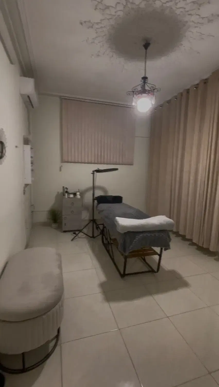 اجاره اتاق|اجارهٔ دفتر کار، اتاق اداری، مطب|شیراز, فرهنگ شهر|دیوار