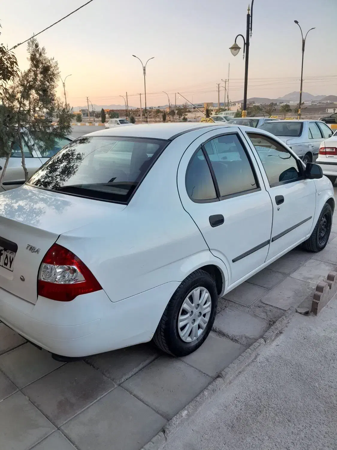 تیبا۱‌مدل‌۱۴۰۰|خودرو سواری و وانت|زرندیه, |دیوار