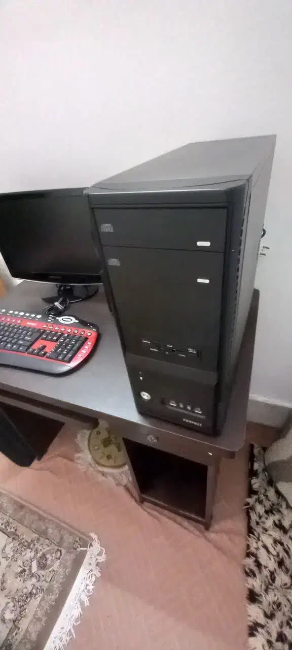 کامپیوتر خانگی در حد نو|رایانه رومیزی|قم, آزادگان|دیوار