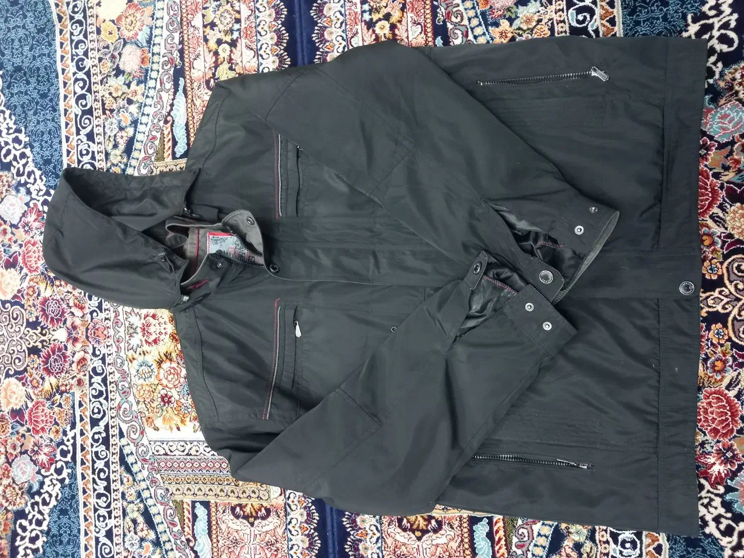 کاپشن|لباس|پاکدشت, پاکدشت (مامازند)|دیوار