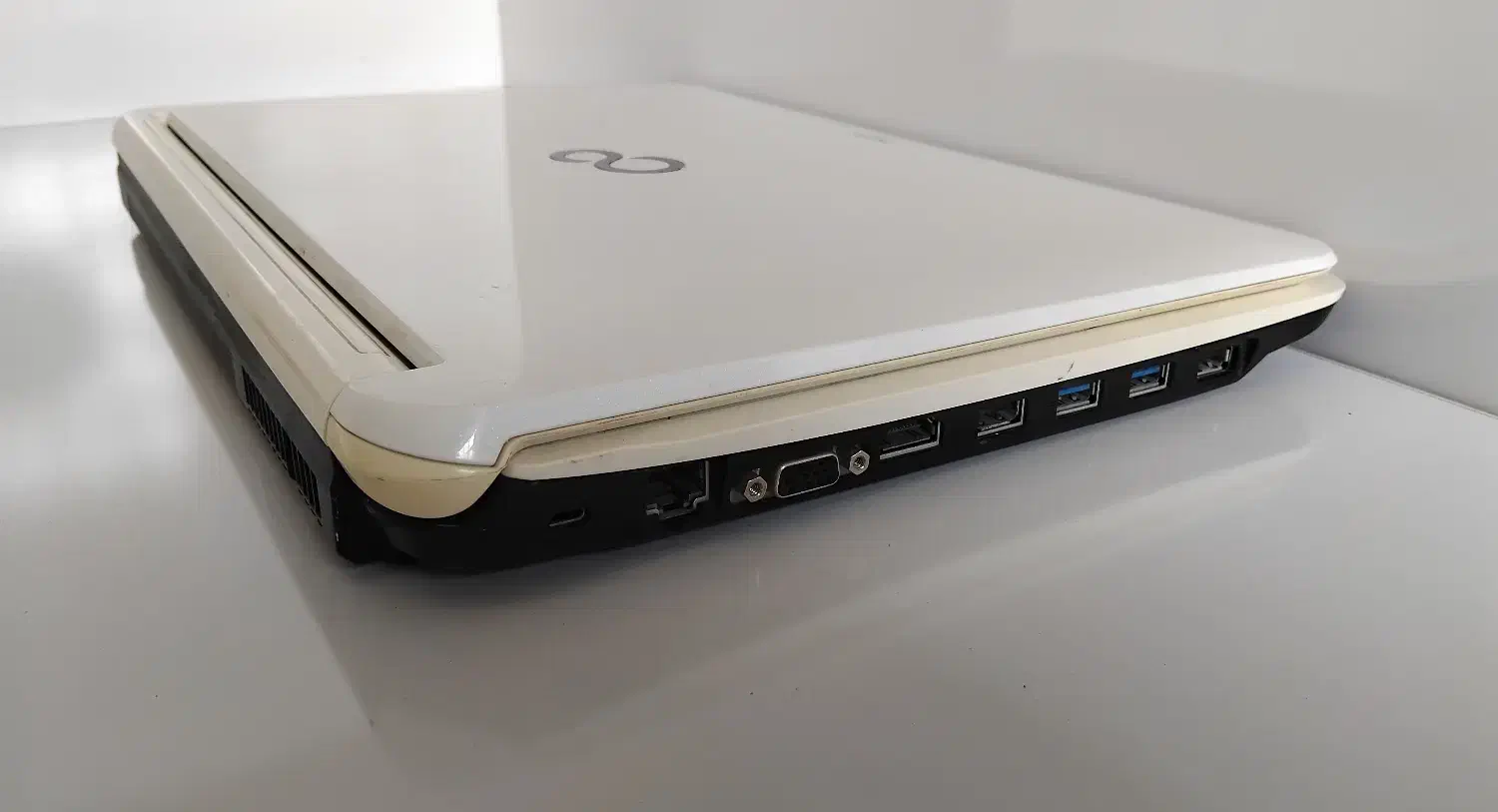 لپتاپ فوجیتسو ژاپن|رایانه همراه|یاسوج, |دیوار