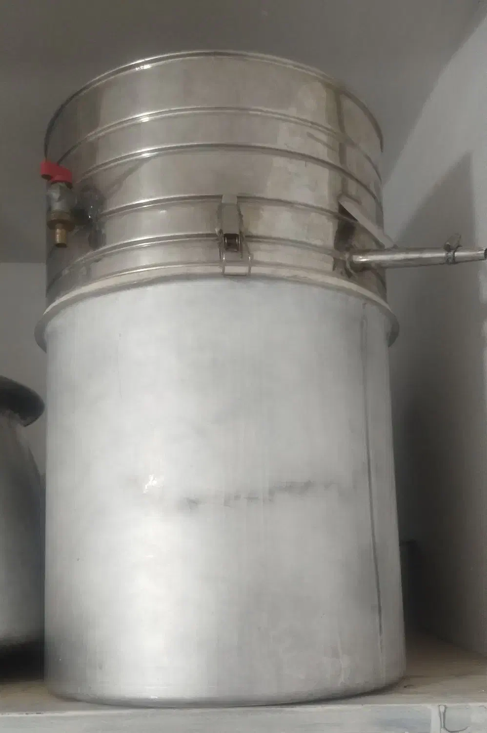 دیگ عرق گیری و گلاب گیری|ظروف پختوپز|شیراز, ماه فیروزان|دیوار