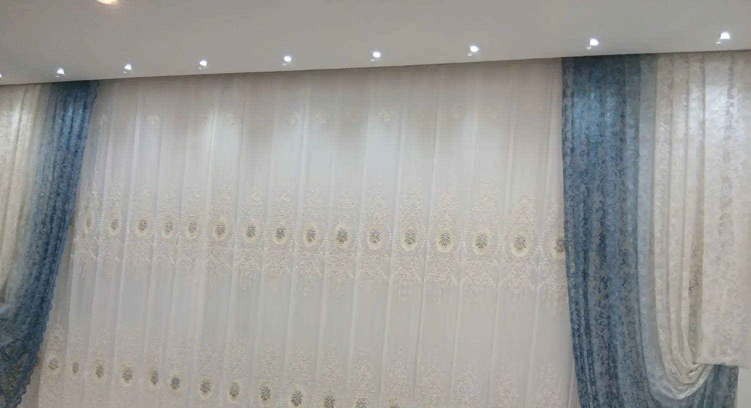 پرده|پرده، رانر، رومیزی|دیواندره, |دیوار