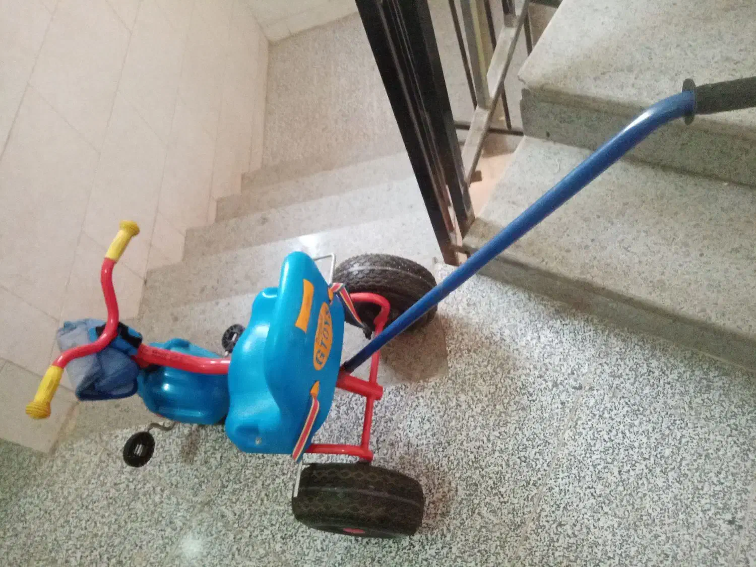 سه چرخه جی تویز|اسباب‌بازی بچه|شیراز, شهرک سراج‎|دیوار