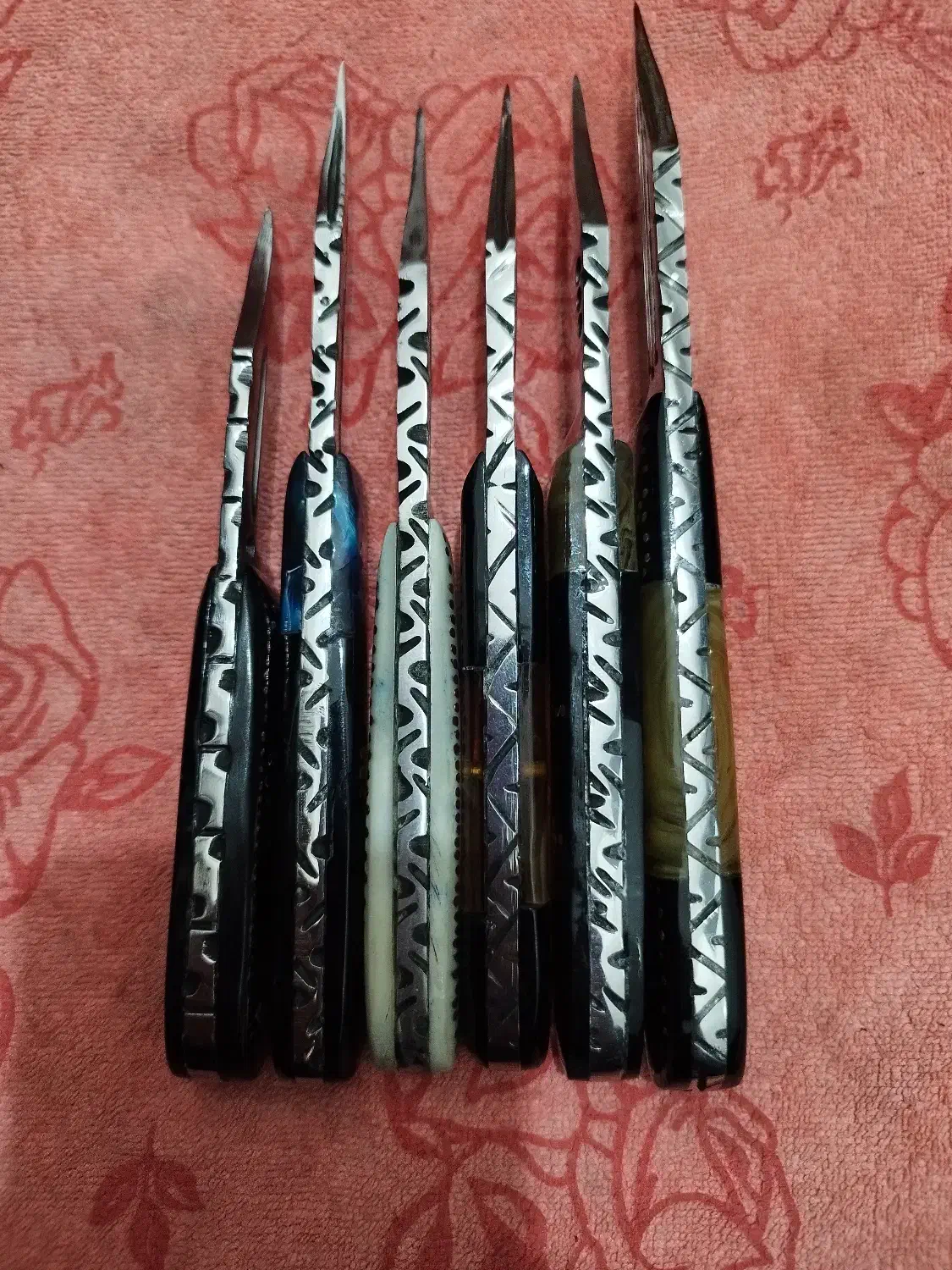 چاقو دست ساز|کلکسیون اشیاء عتیقه|مراغه, |دیوار