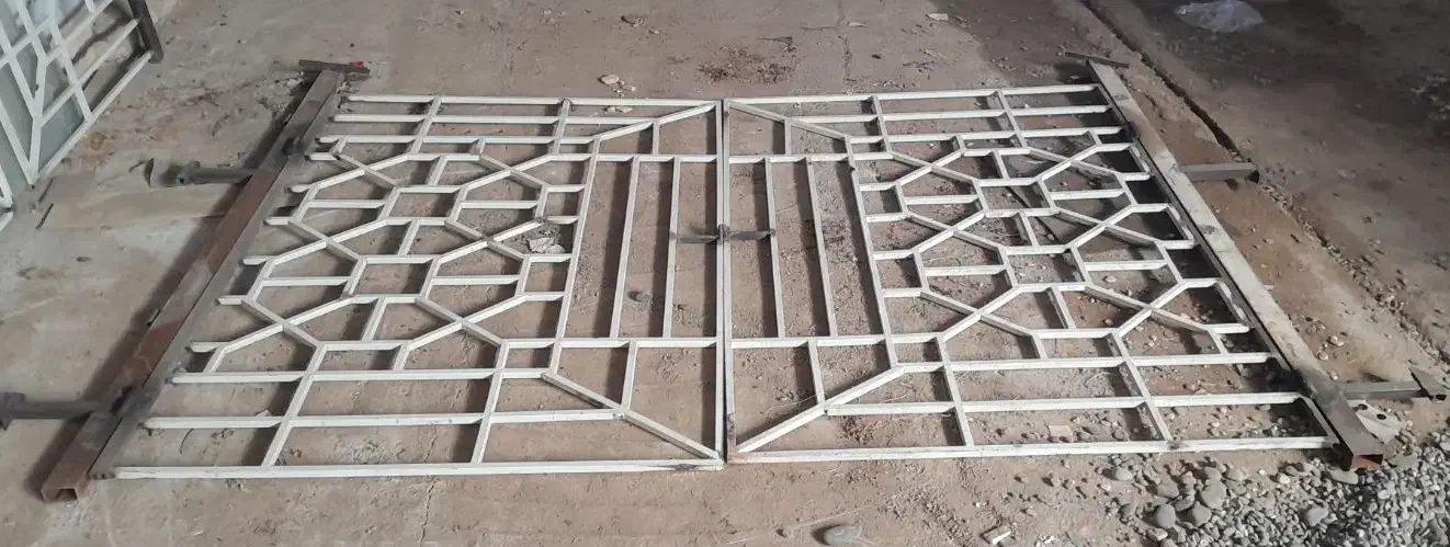 درب گاراژی|مصالح و تجهیزات ساختمان|ساوه, |دیوار