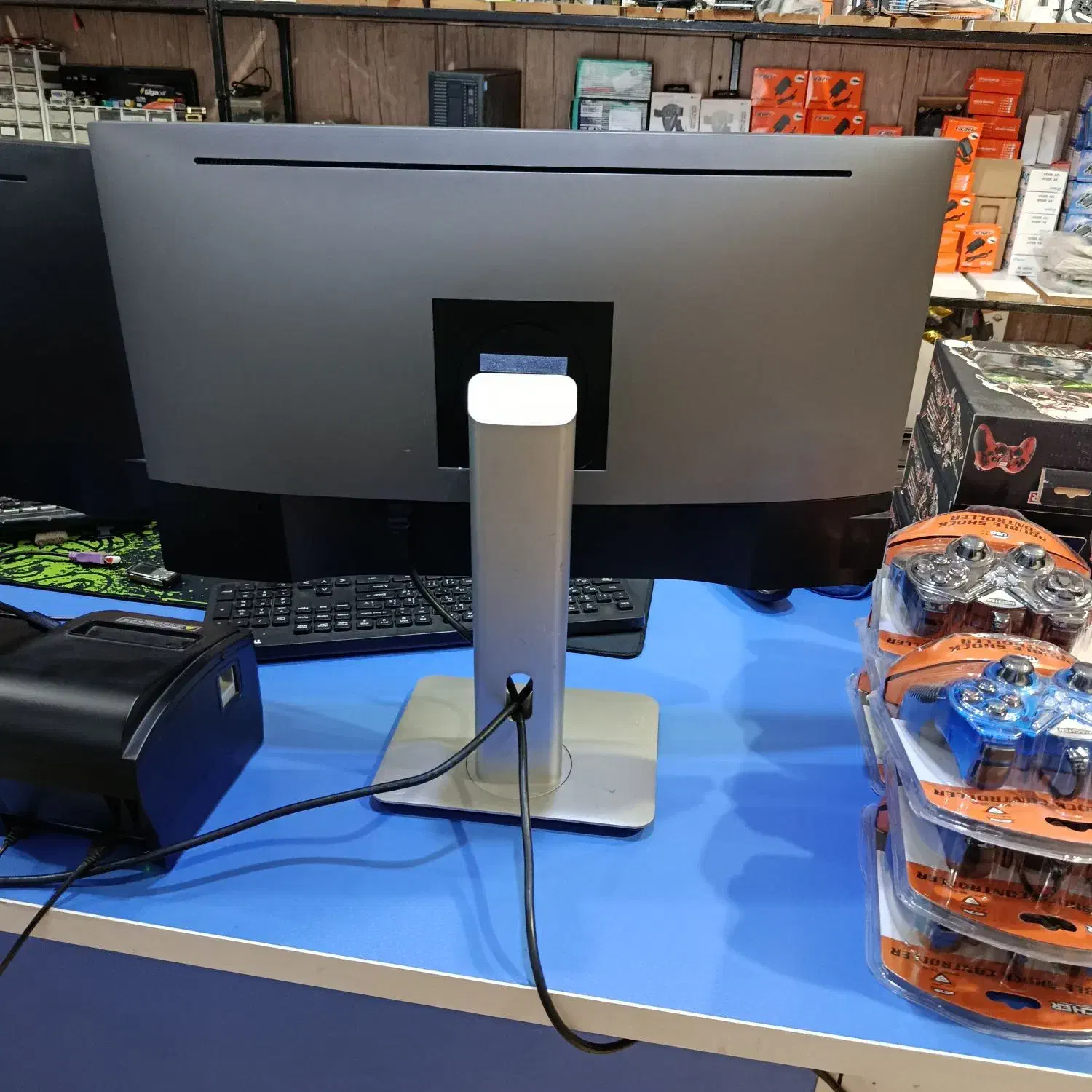 مانیتور 25 اینچ 2K Dell 2518|قطعات و لوازم جانبی رایانه|ارومیه, |دیوار