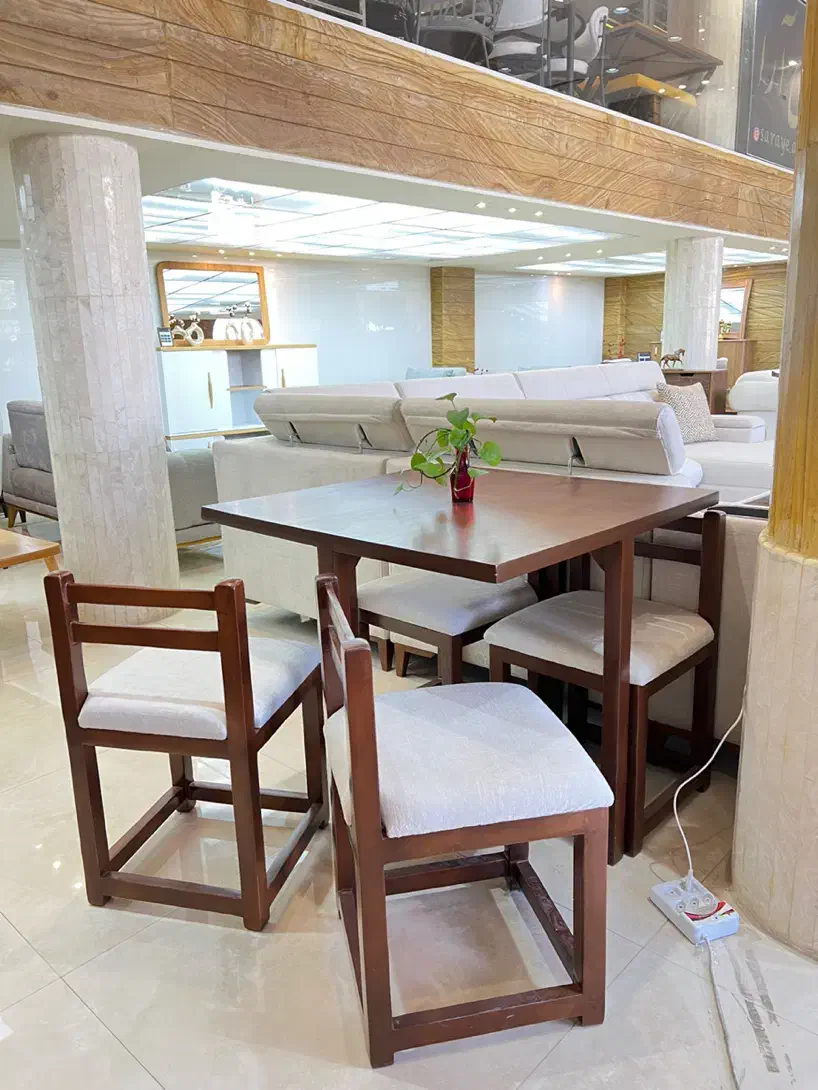 ناهارخوری کمجا-سرای آرا|میز و صندلی غذاخوری|یزد, |دیوار