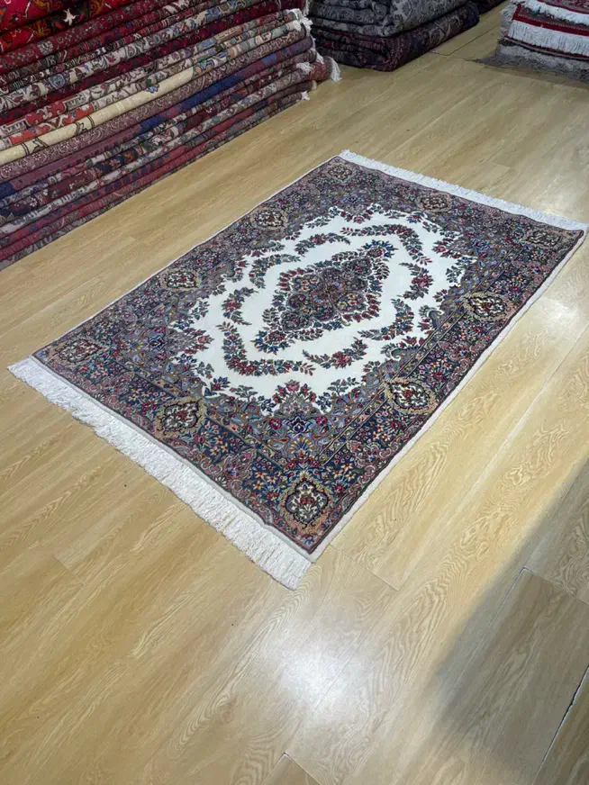 قالیچه کرمان کرم کف ساده|فرش|تهران, سلسبیل شمالی|دیوار