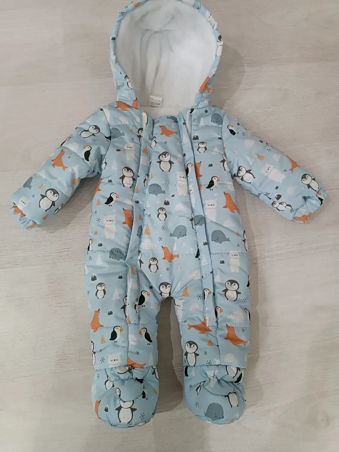 سرهمی داخل خز|کفش و لباس بچه|میاندوآب, |دیوار