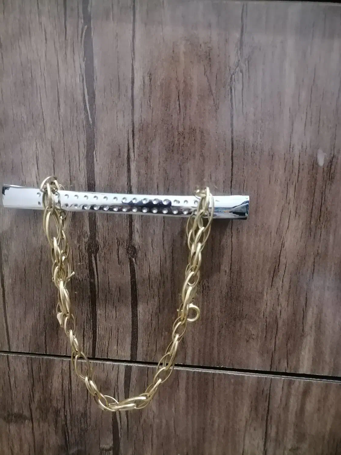 100 بالای تابلو|جواهرات|سبزوار, قصبه غربی|دیوار