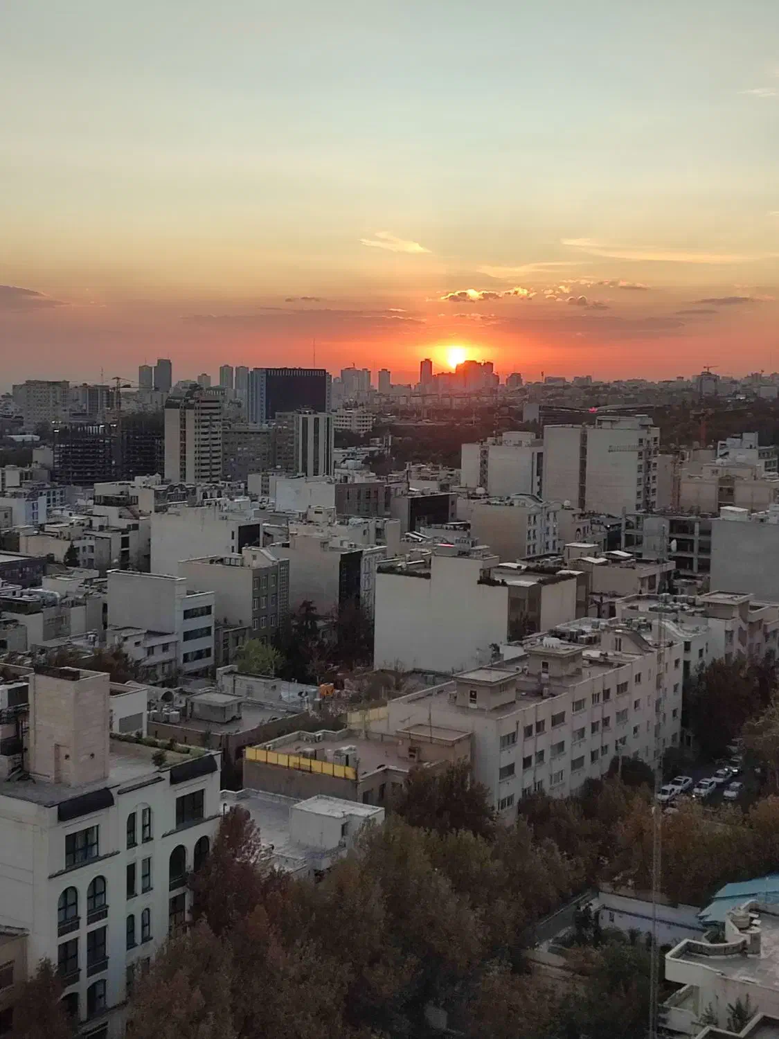 ۲۱۰ متر مستغلات/همه مشاغل/هوم آفیس/ بر اصلی شریعتی|اجارهٔ دفتر کار، اتاق اداری، مطب|تهران, الهیه|دیوار