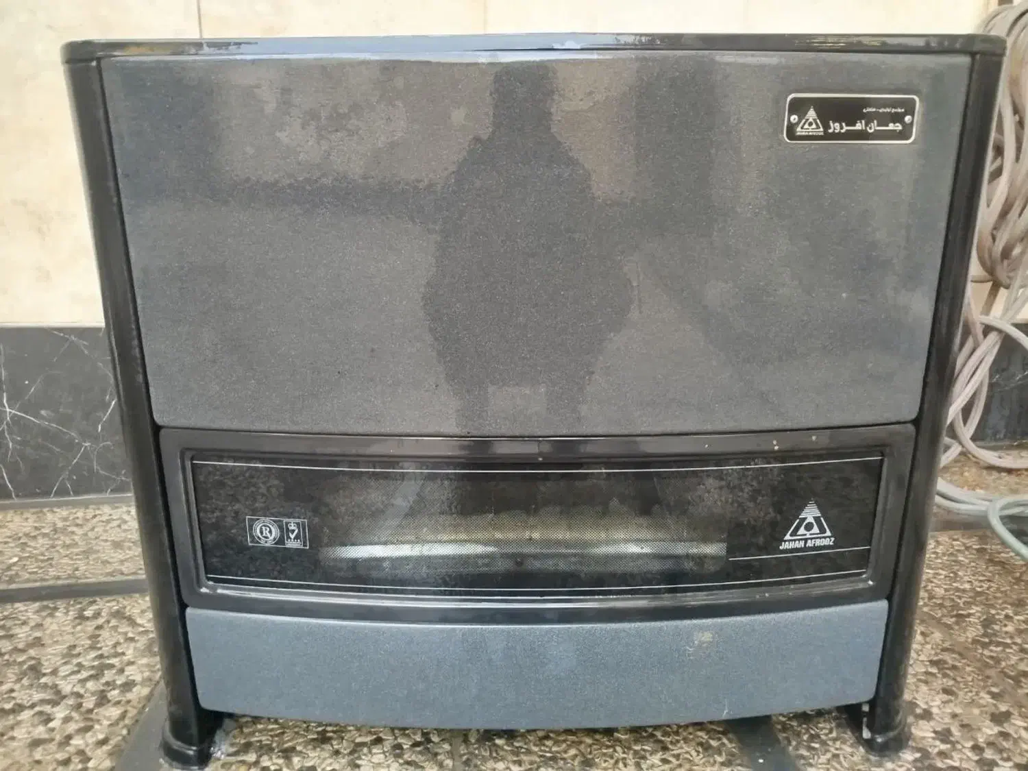 بخاری گازسوز بزرگ و سالم|بخاری، هیتر، شومینه|ورامین, ورامین|دیوار