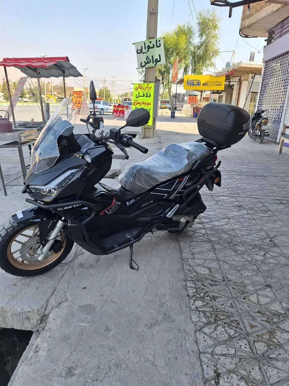 agv xشرکت کویر|موتورسیکلت|فیروزآباد (فارس), |دیوار