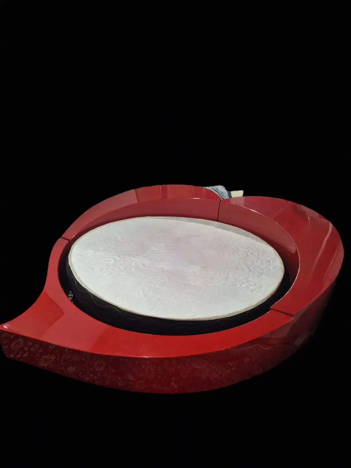 تخت خواب دو نفره طرح قلب|تخت و سرویس خواب|رضوانشهر, |دیوار