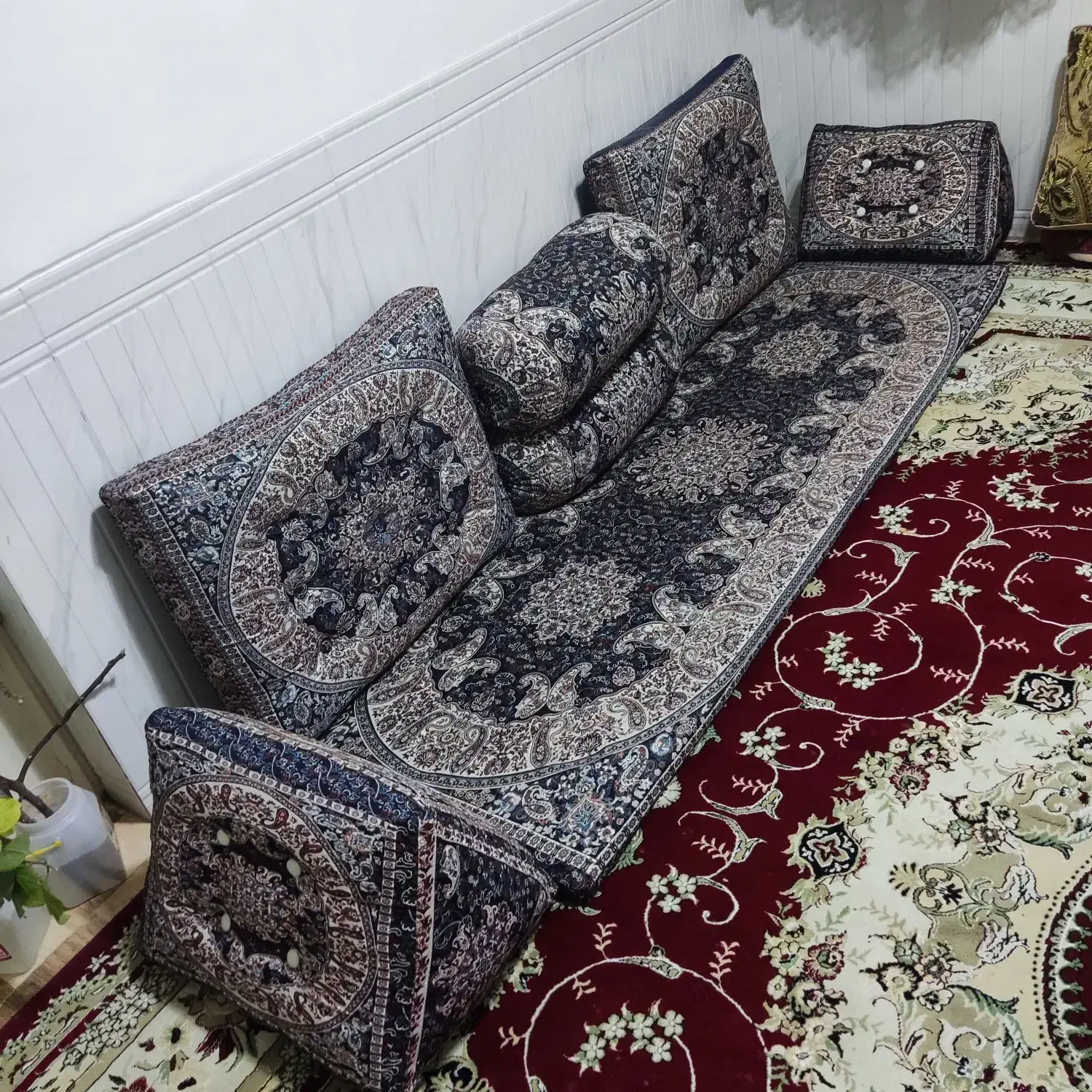 دو ست شاهنشین|پشتی|نهاوند, |دیوار