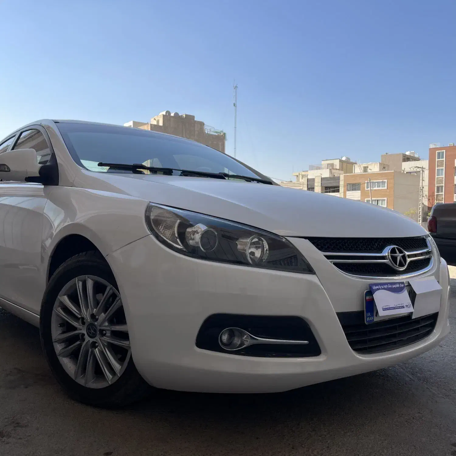 جک J5 اتوماتیک مدل ۱۳۹۳ فروش یا معاوضه جک S5|خودرو سواری و وانت|اصفهان, آفاران|دیوار