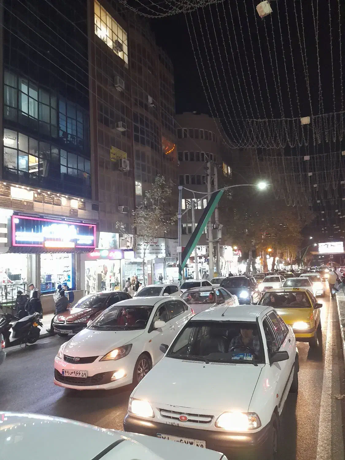 مغازه فروشی در پاساژ مرسل گرگان *فوری*|فروش مغازه و غرفه|گرگان, |دیوار