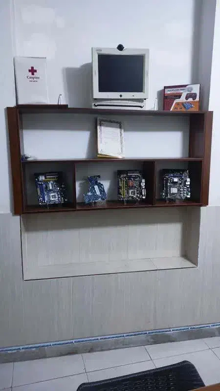 کتابخانه|کتابخانه، شلف، قفسه‌های دیواری|ساری, |دیوار