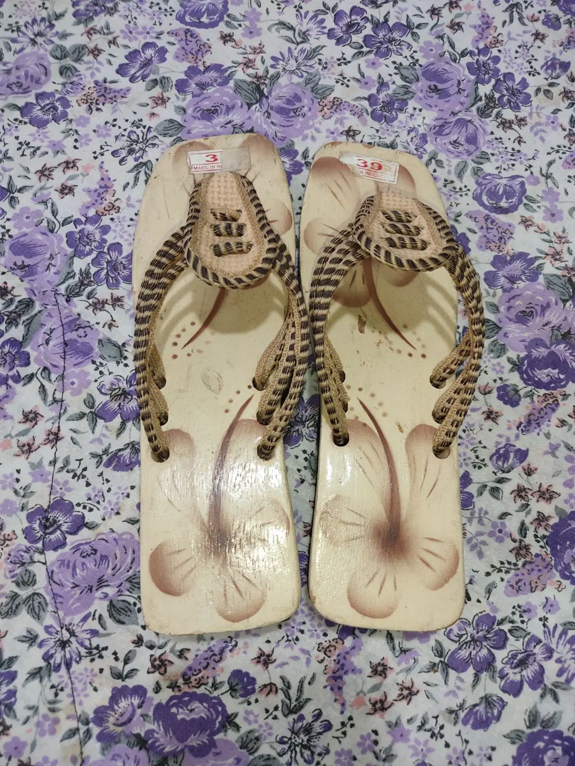 کفش چوبی ژاپنی سایز ۳۹ کاملا نو|کیف، کفش، کمربند|رشت, چله خانه|دیوار