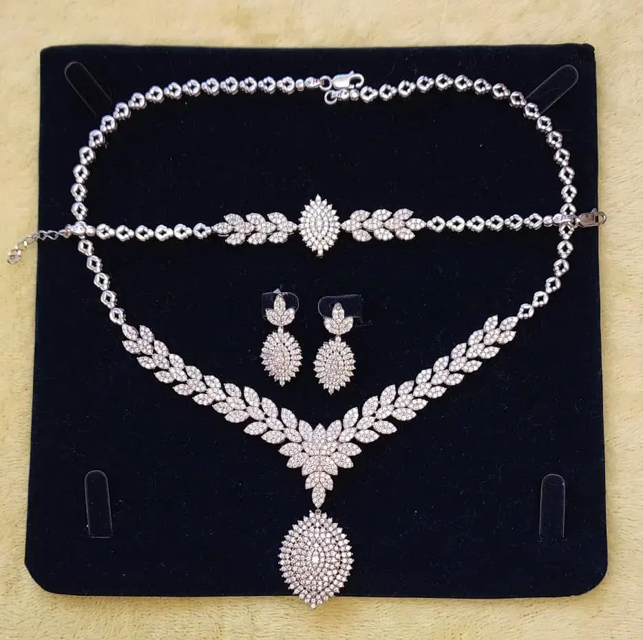 دو عدد سرویس نقره|جواهرات|کرج, دهقان ویلا|دیوار