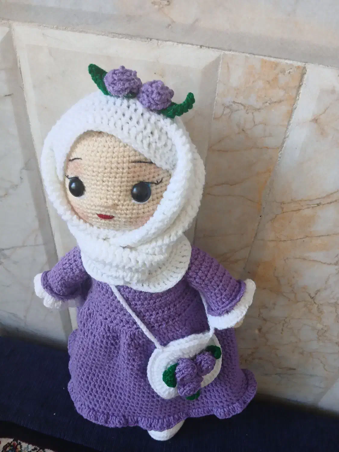 عروسک دست بافت|اسباب‌بازی بچه|قائن, |دیوار