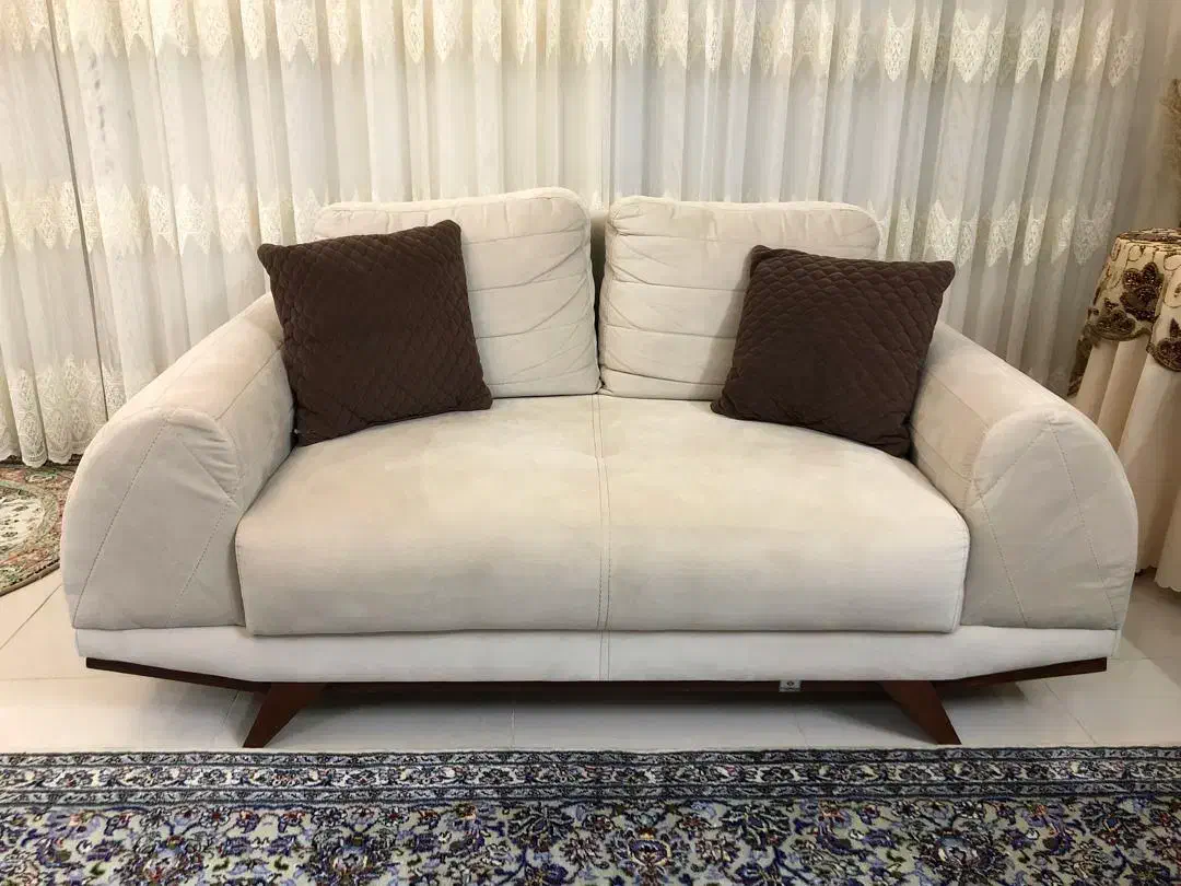 فروش فوری|مبلمان خانگی و میز عسلی|شهرضا, |دیوار