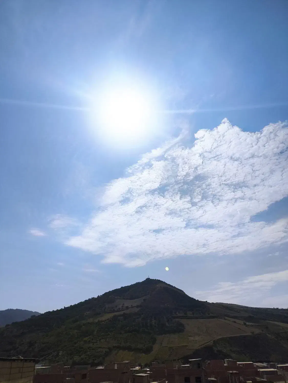 آپارتمان ۹۰ متری ، طبقه اول نورگیر و خوش دسترس|اجارهٔ آپارتمان|مینودشت, |دیوار