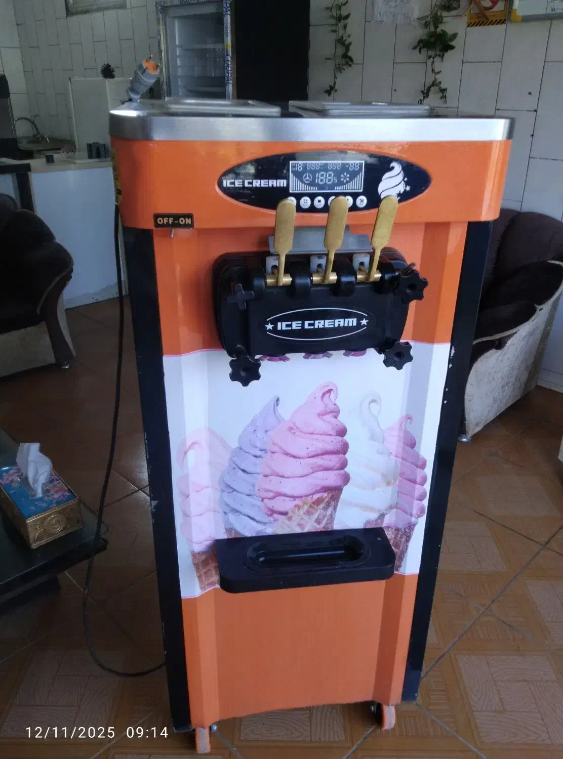 دستگاه بستنی ساز خارجی|کافیشاپ و رستوران|اردل, |دیوار