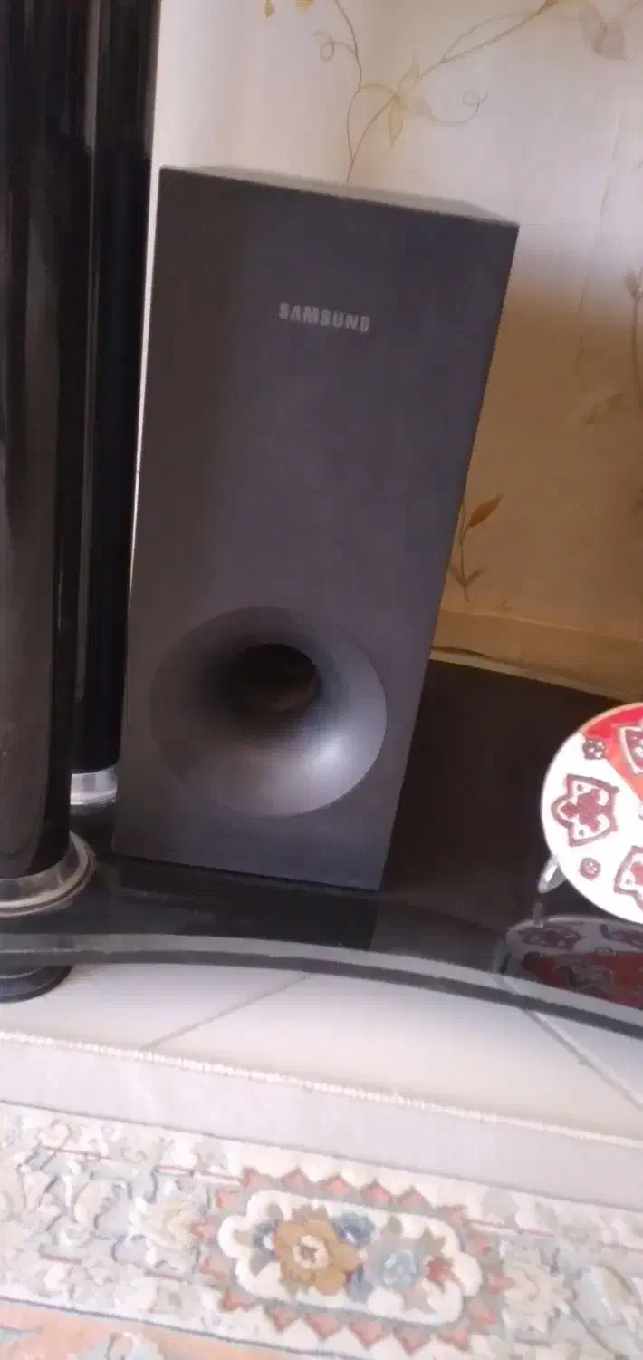 صوتی وتصویری اصل کره فلش خور در حد آکبند|سیستم صوتی خانگی|هشتگرد, فاز ۱ مهستان|دیوار