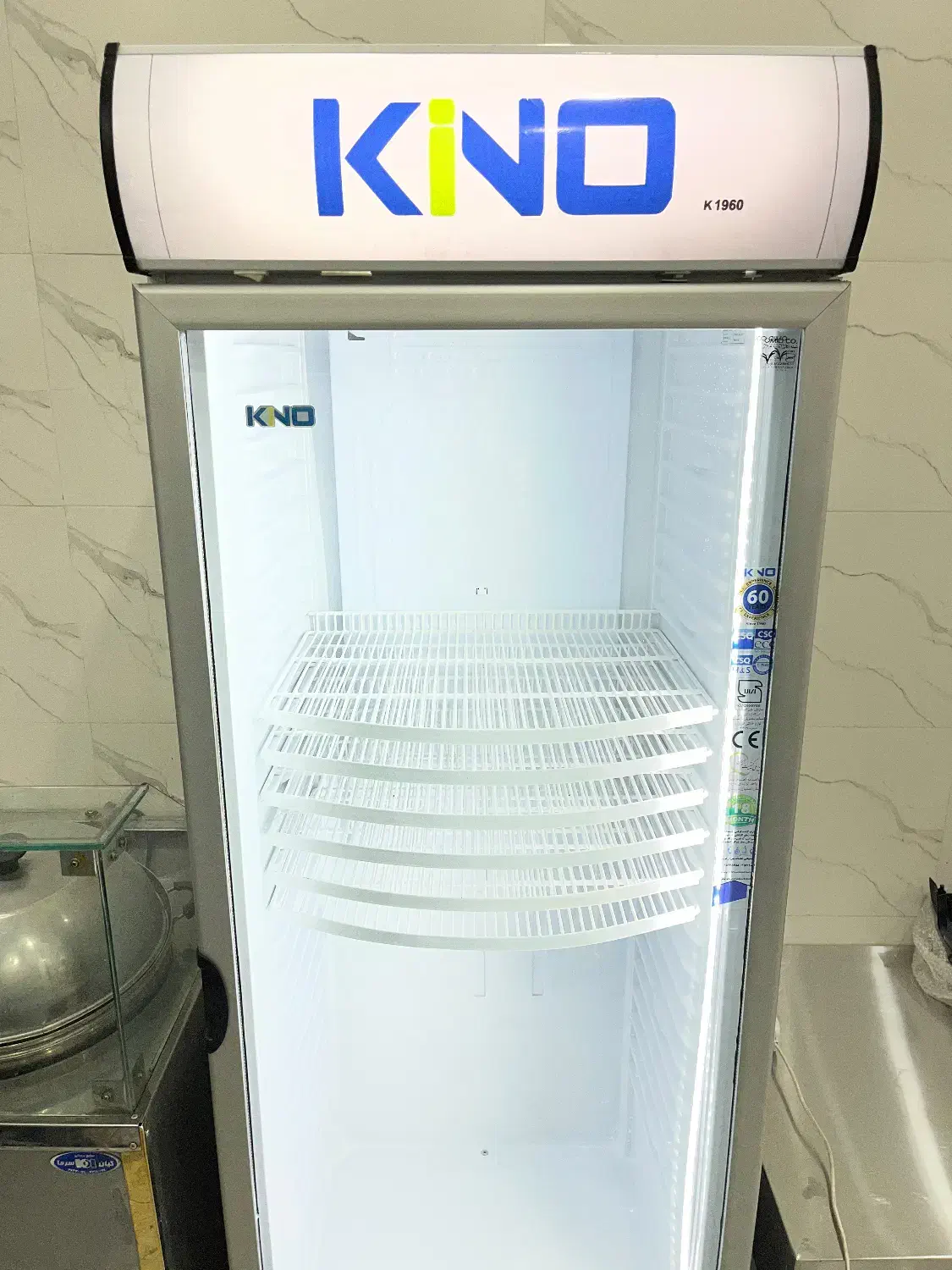 یخچال کینو عرض ۷۰ درحد نو آکبند (مدل KR680)|فروشگاه و مغازه|تهران, شهرک ابوذر|دیوار