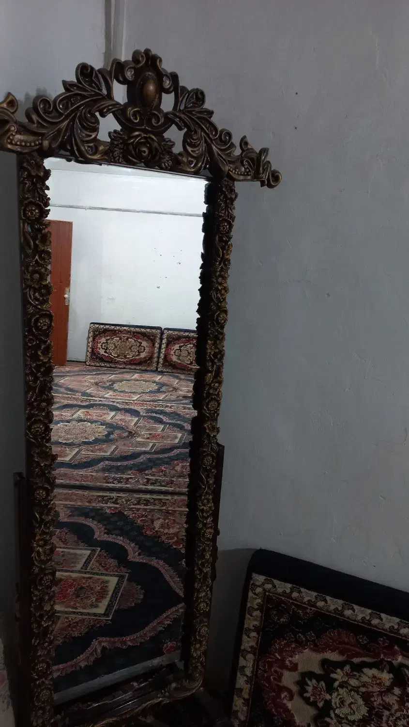 آینه|آینه|سقز, |دیوار