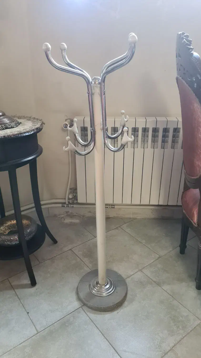 چوب لباسی پایه سنگی|مبلمان خانگی و میز عسلی|اصفهان, فیض|دیوار