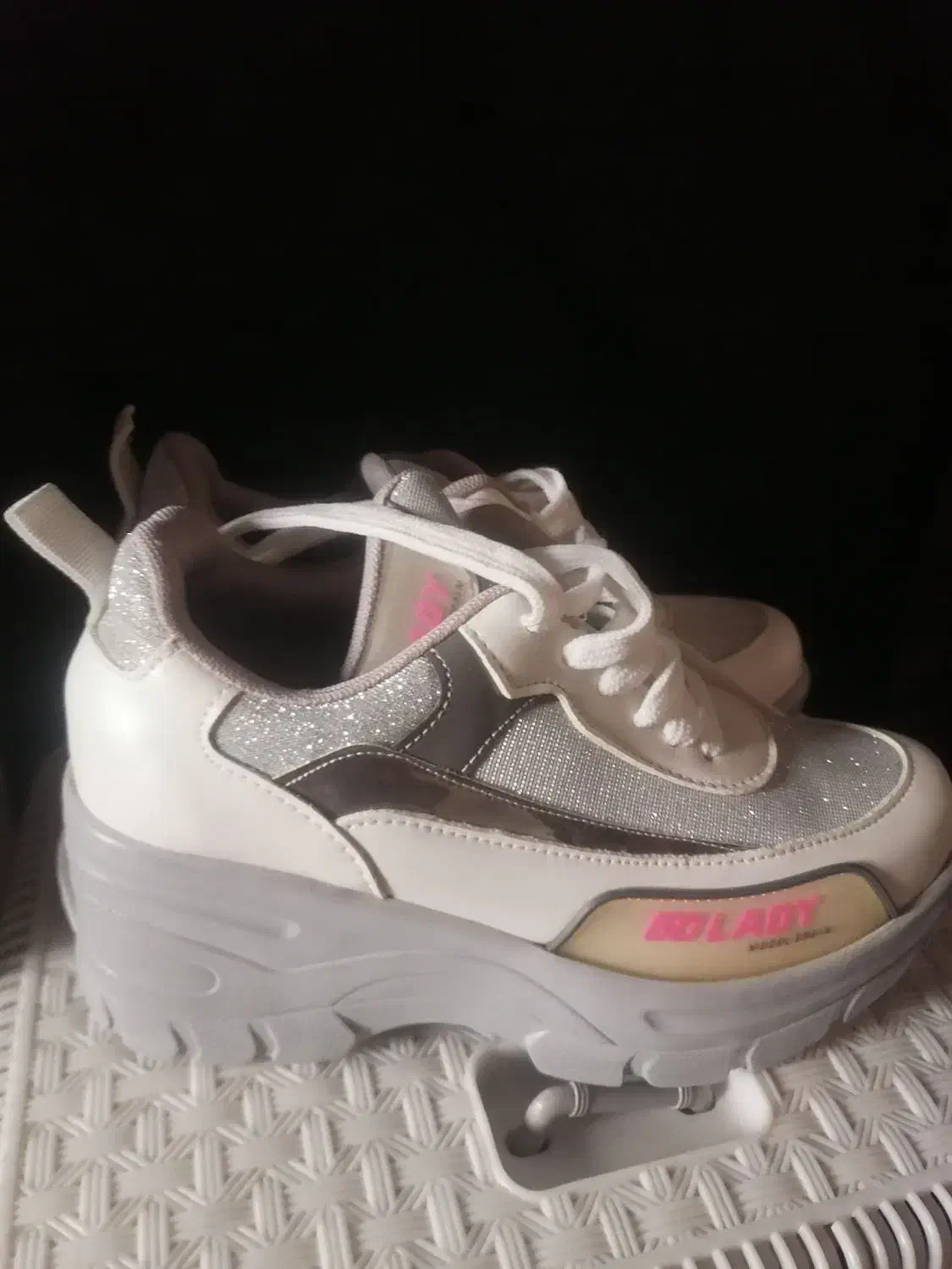 کفش اسپرت پاشنه بلند|کیف، کفش، کمربند|شهرکرد, |دیوار