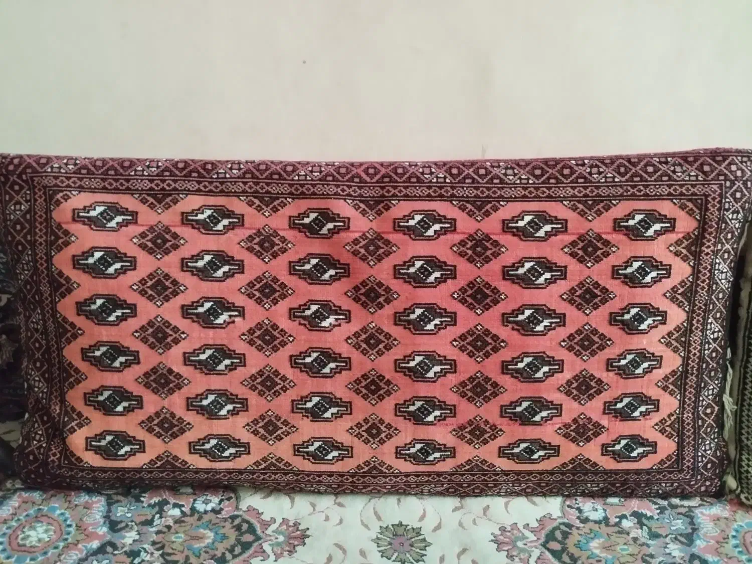 سه عدد پشتی دستبافت ( دست بافت ) ترکمن اصل|پشتی|مشهد, پروین اعتصامی|دیوار
