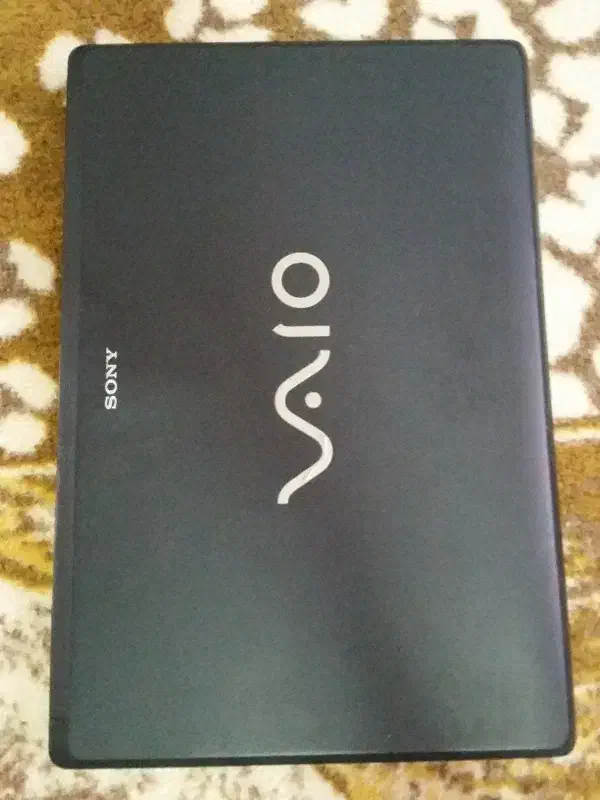 VAIO sony رم ۴ و CPU 2.5|رایانه همراه|لنجان, |دیوار
