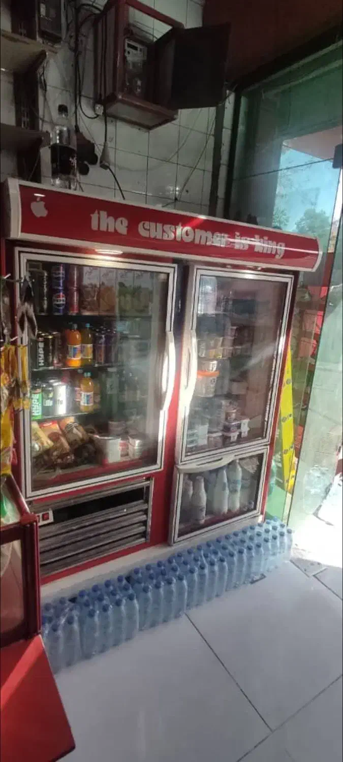 فروش یخچال فروشگاهی سایبان و قفسه|فروشگاه و مغازه|شیراز, گویم|دیوار