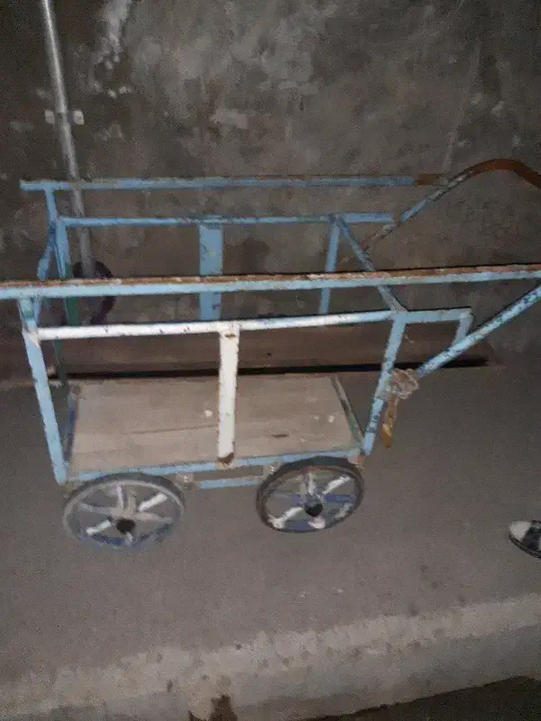 گاری نو|حراج|بروجرد, |دیوار