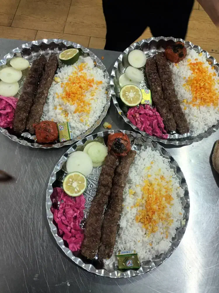 اماده عقدقراردادباشرکتهاومراسمات ومجالس شما|خدمات پذیرایی، مراسم|بندر انزلی, جهانگانی|دیوار