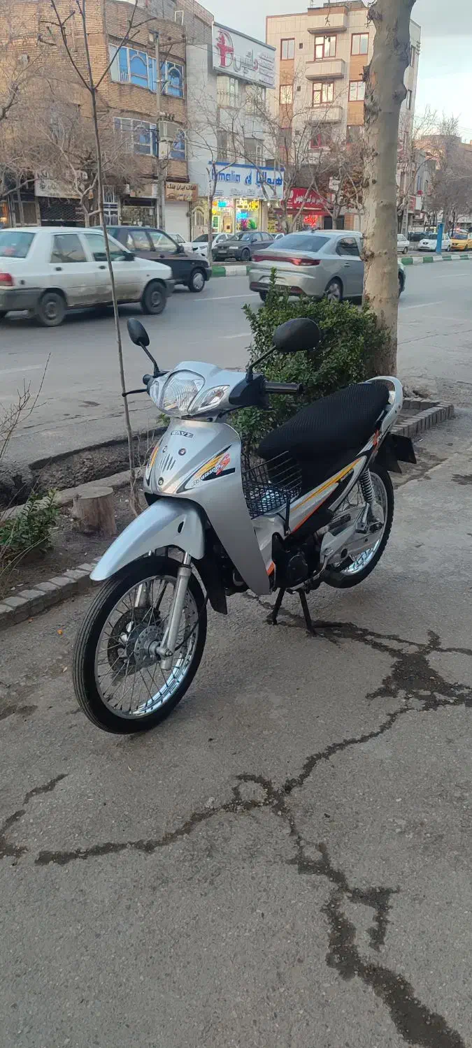 ویو125|موتورسیکلت|مشهد, گلبرگ|دیوار