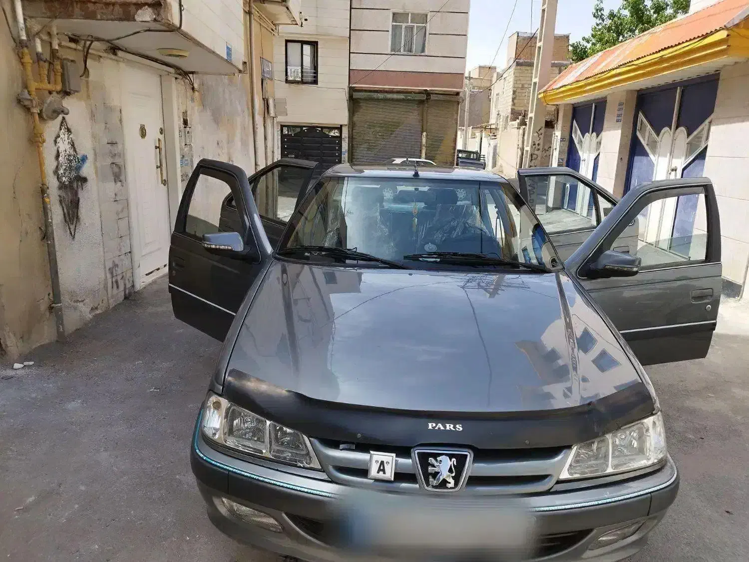 پژو پارس خاکستری xu7مدل۹۴|خودرو سواری و وانت|قزوین, |دیوار