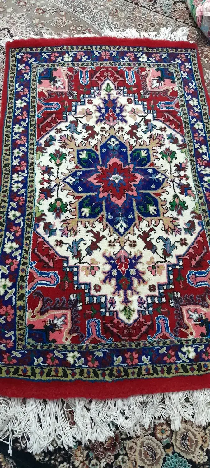 قالیچه|فرش|اسلام‌شهر, شهرک قائمیه|دیوار