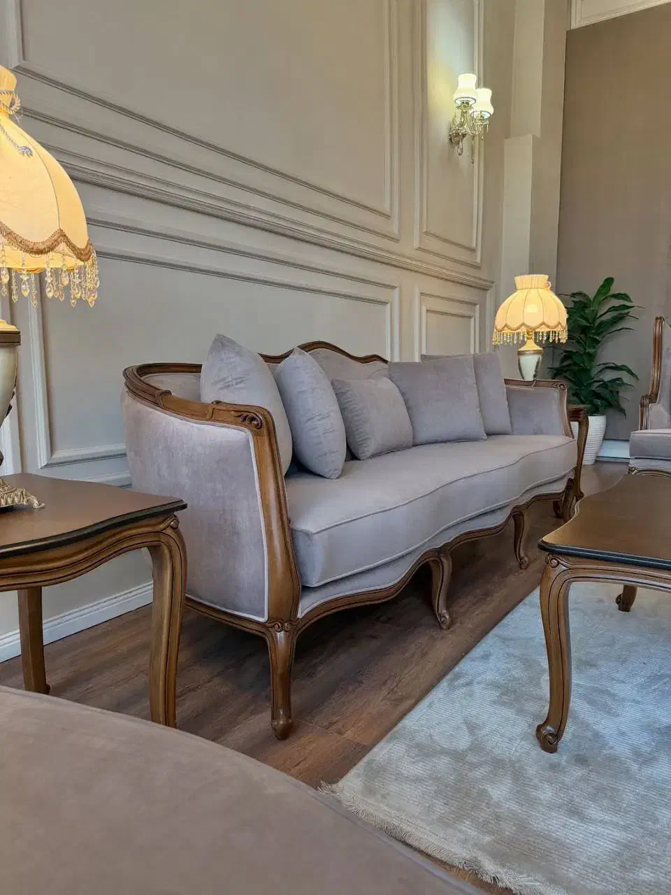 مبل فرانسوی نئوکلاسیک کد ۴۰۰|مبلمان خانگی و میز عسلی|خرمآباد, |دیوار