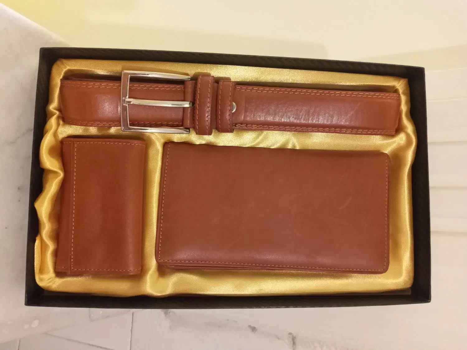 ست کیف و کمربند چرم همراه جعبه نو|کیف، کفش، کمربند|تهران, خواجه نظام الملک|دیوار