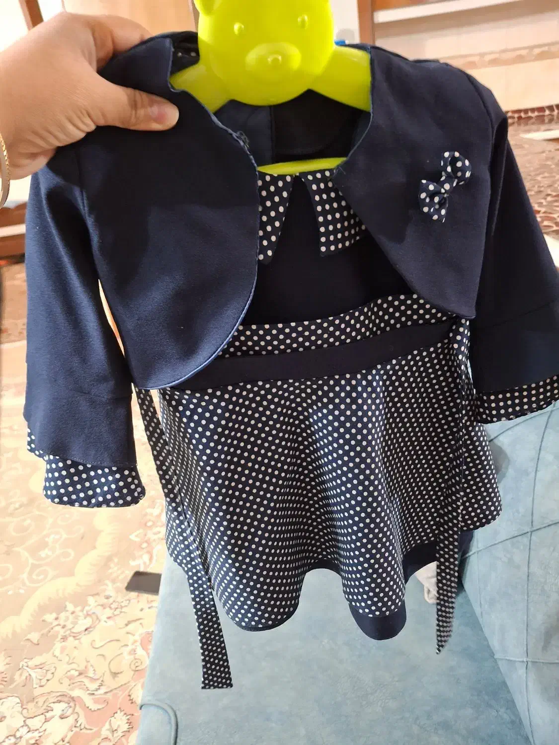 فروش کت و سارافون تمیز و سالم|کفش و لباس بچه|خمینیشهر, |دیوار